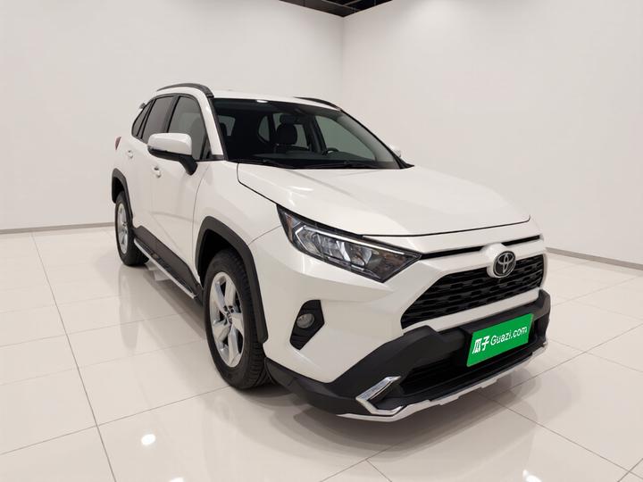 RAV4 2020 2.0L CVT AWD photo 3