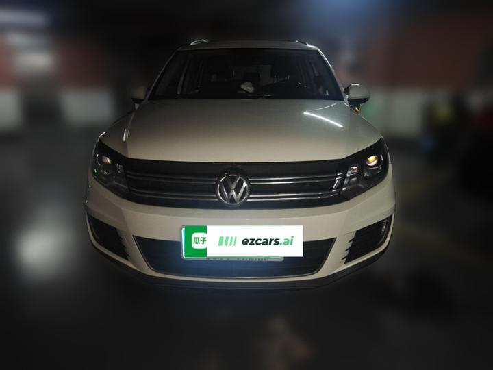 Tiguan 2015 1.8TSI AT AWD Luxury photo 2