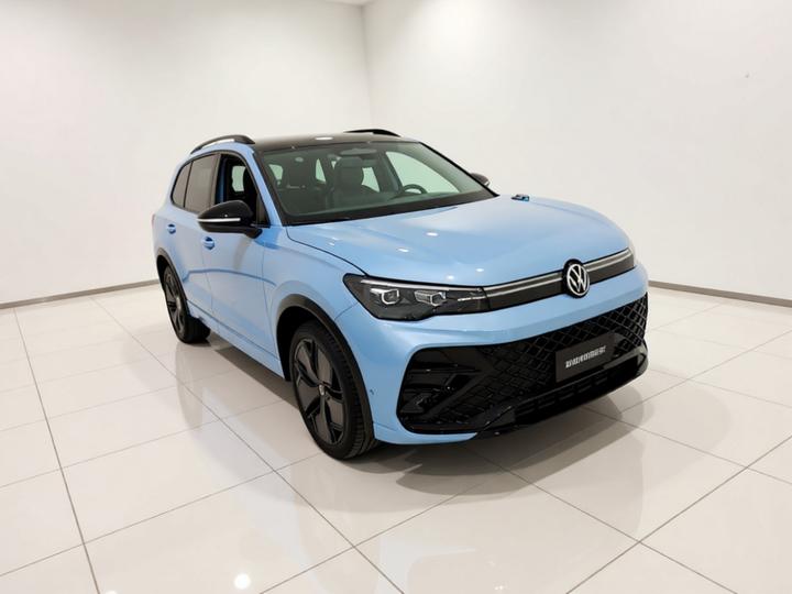 Tiguan L 2024 PRO 380TSI AWD R-Line photo 3