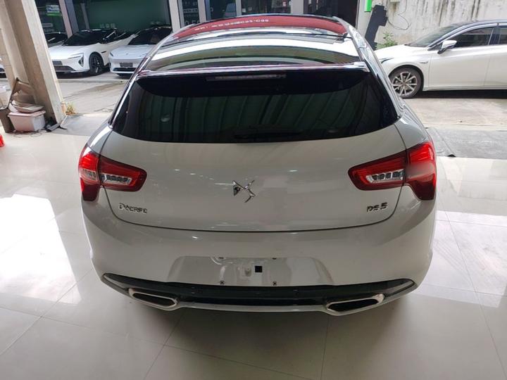5 2015 1.8T Luxury THP200 photo 3