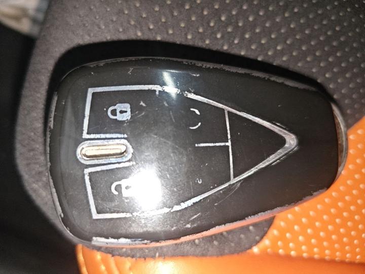 UNI-V 2023 1.5T Sport photo 8