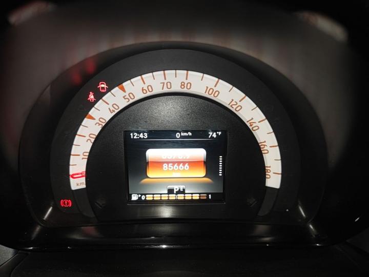 fortwo 2018 0.9T 66 Special China V photo 3