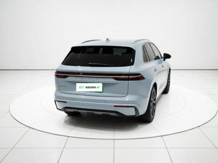 Xingyue L EREV 2022 1.5T DHT EREV photo 3