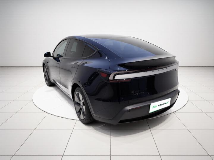 Model Y 2026 RWD photo 4