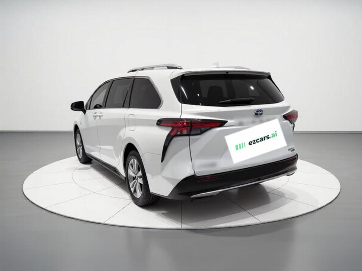 Sienna 2021 2.5L Hybrid Platinum photo 4