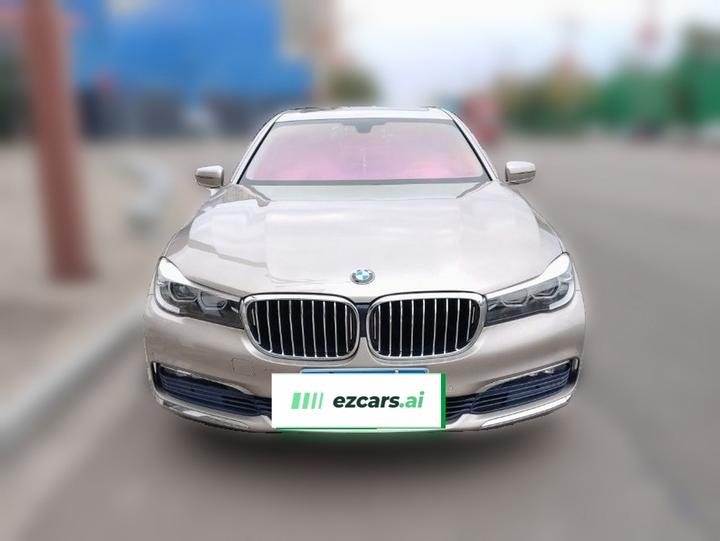 7 Series 2016 730Li Leading photo 2