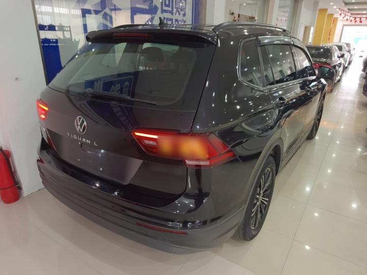 Tiguan L 2021 330TSI AT RWD Comfort photo 6