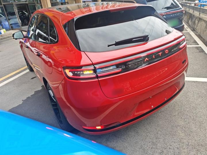 HIMA AITO M5 2025 EREV Ultra AWD photo 4