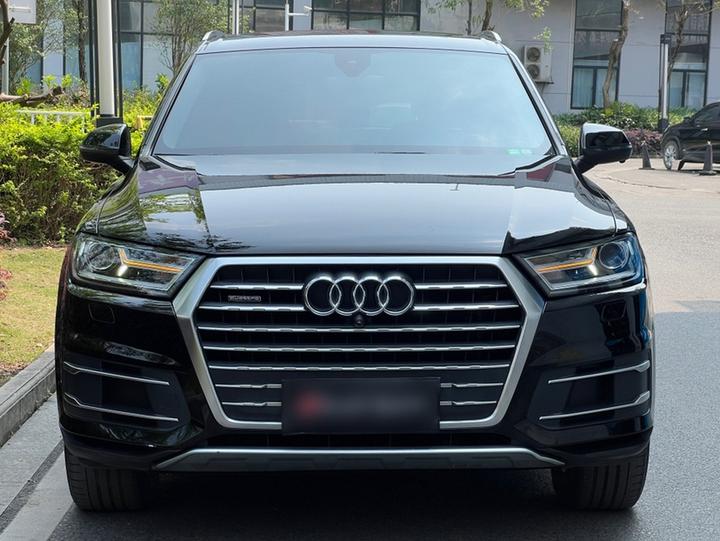 Q7 Parallel Import photo 2