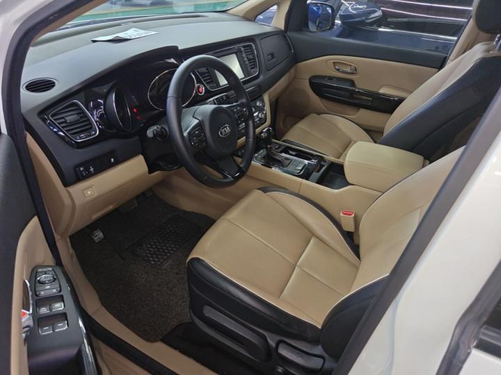 Carnival Imported 2015 3.3GDI Luxury China V photo 3