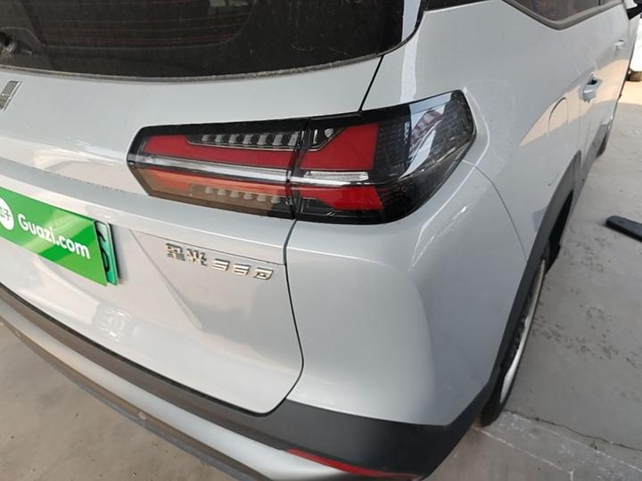 560 EV 2026 125km Luxury photo 7