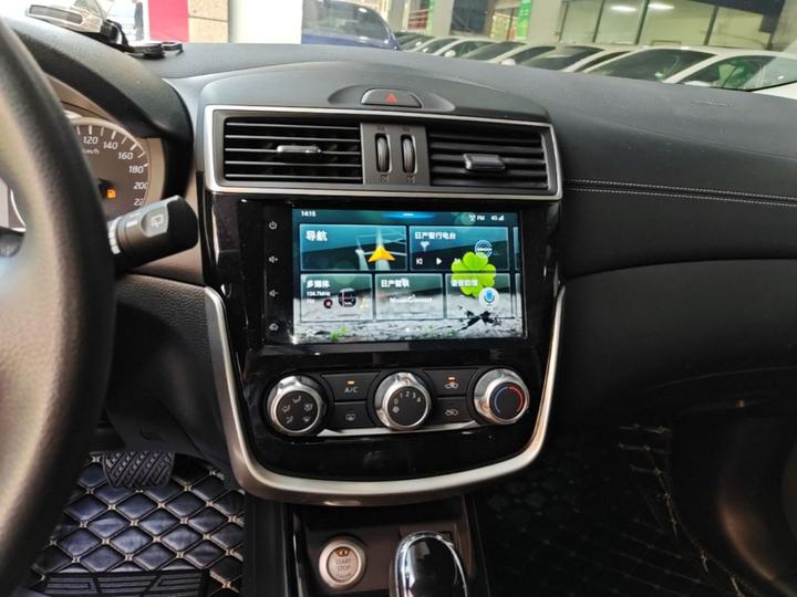 Tiida 2019 1.6L CVT China VI photo 8
