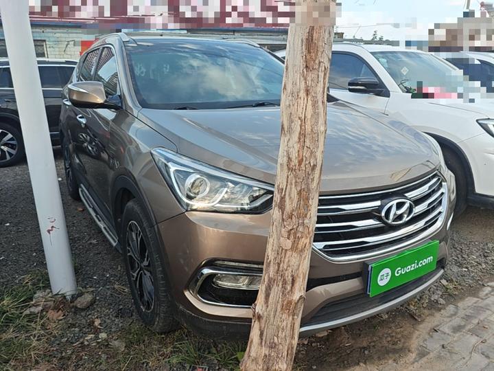 Santa Fe 2017 2.0T AT AWD Smart 7-Seater photo 3