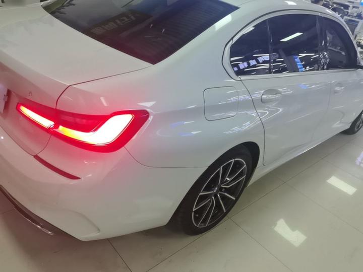 3 Series 2020 320Li M Sport Package photo 4