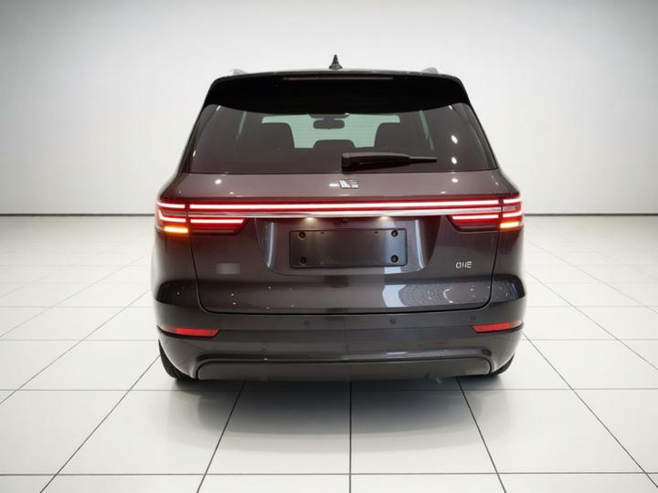 Li Auto ONE 2020 EREV 6-Seater photo 5