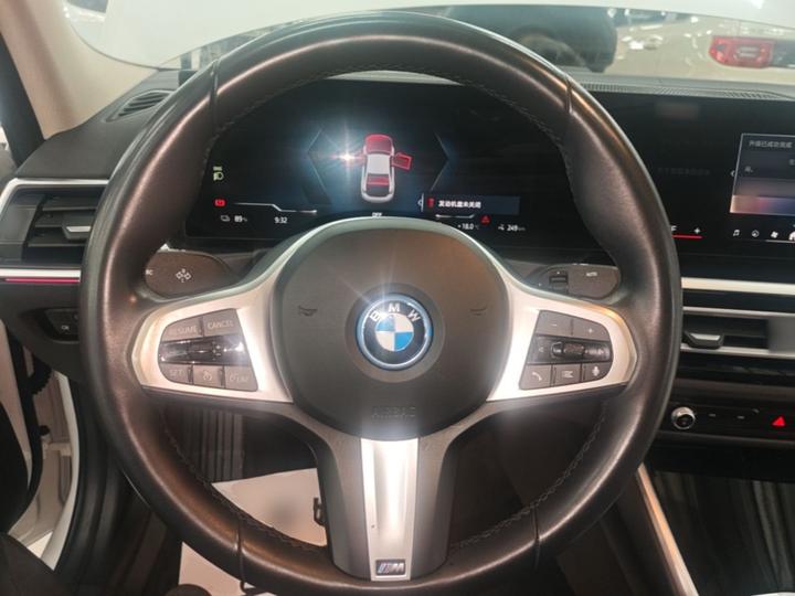 i3 2024 eDrive 35 L photo 2
