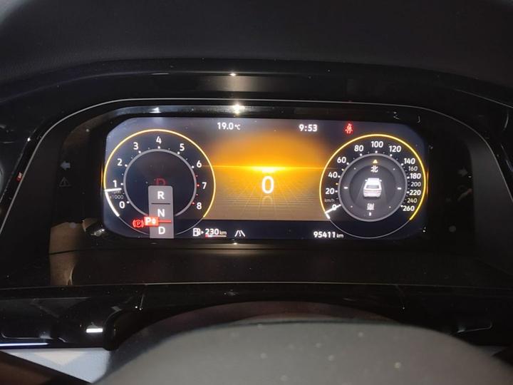 Teramont 2023 530 V6 AWD Luxury photo 3