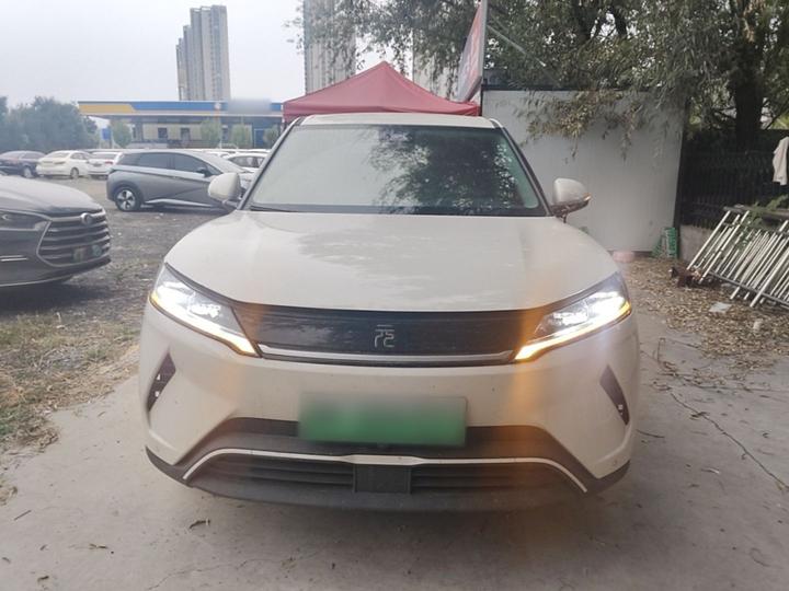 Yuan UP 2025 301KM Pilot photo 2
