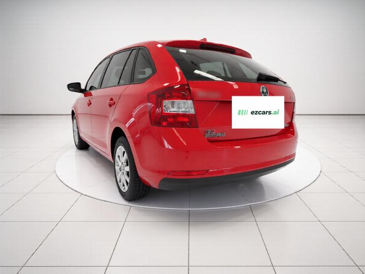 Rapid Spaceback 2016 Facelift 1.6L MT photo 4