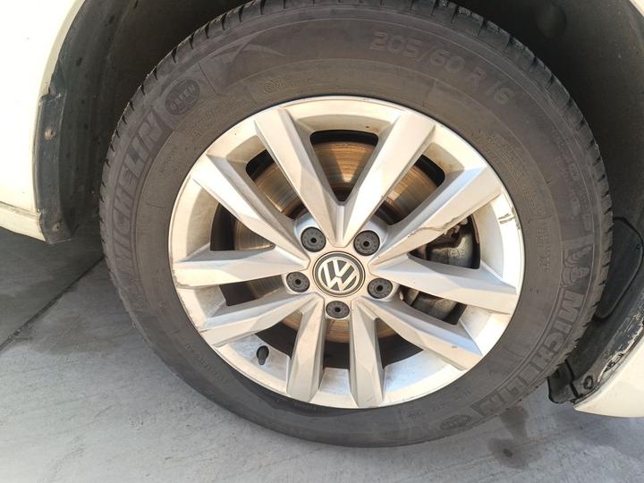 2016 L 280TSI DSG photo 8