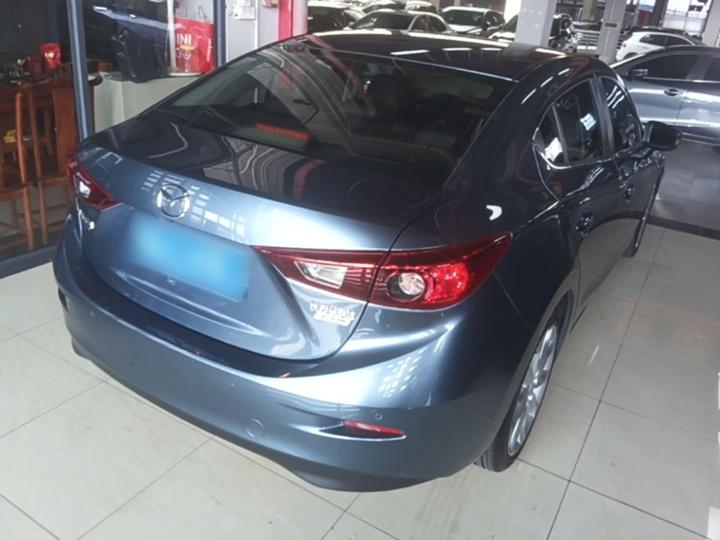 3 Axela 2014 Sedan 2.0L AT Flagship photo 6