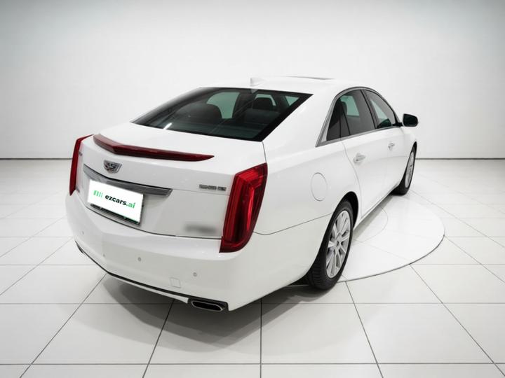 XTS 2017 28T Tech photo 4