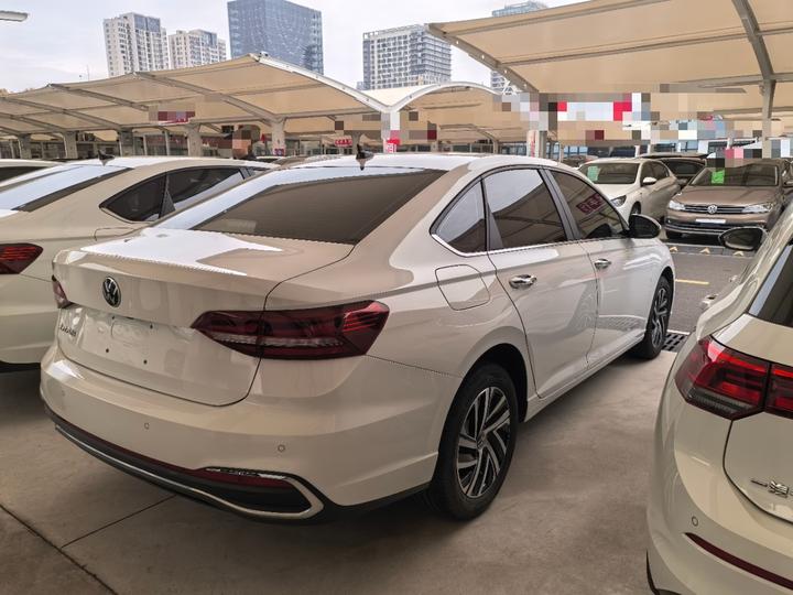 Lavida 2024 1.5L AT photo 4