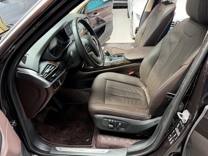 X5 Imported 2017 xDrive28i photo 6
