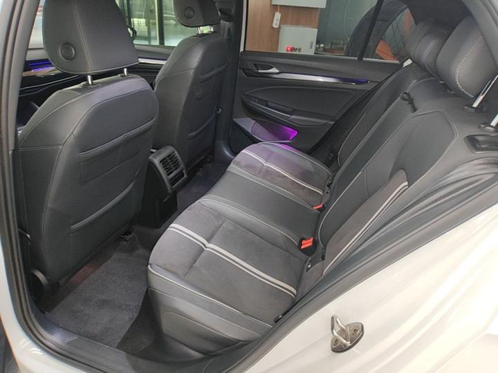 Golf 2023 Facelift 280TSI DSG R-Line Lite photo 4