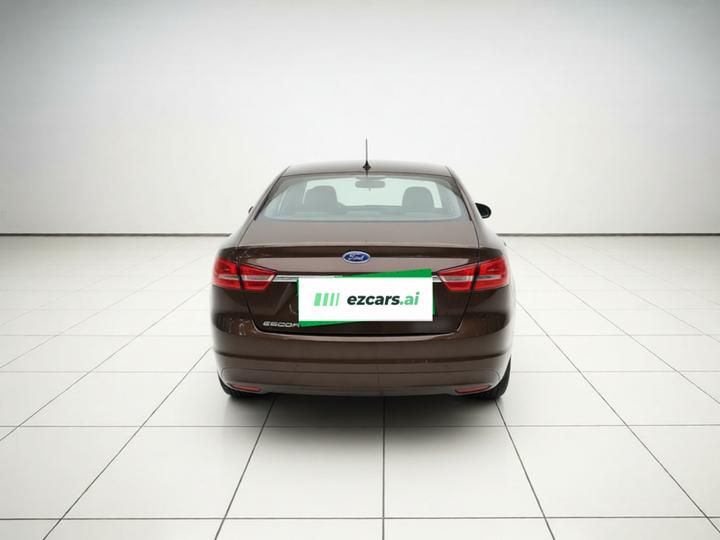 Escort 2015 1.5L AT Fashion photo 5