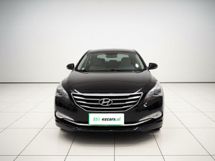Mistra 2014 1.8L AT Premium DLX photo 2