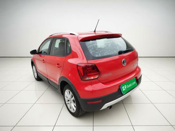 2014 1.6L Cross Polo AT photo 4