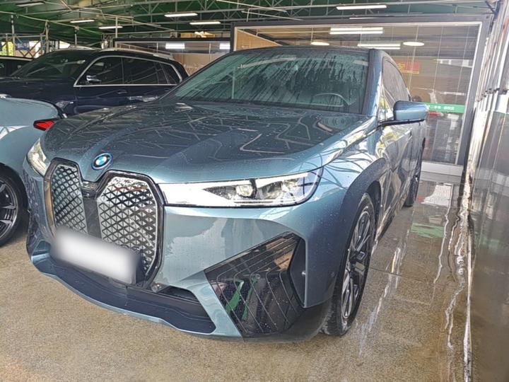 iX 2023 xDrive40