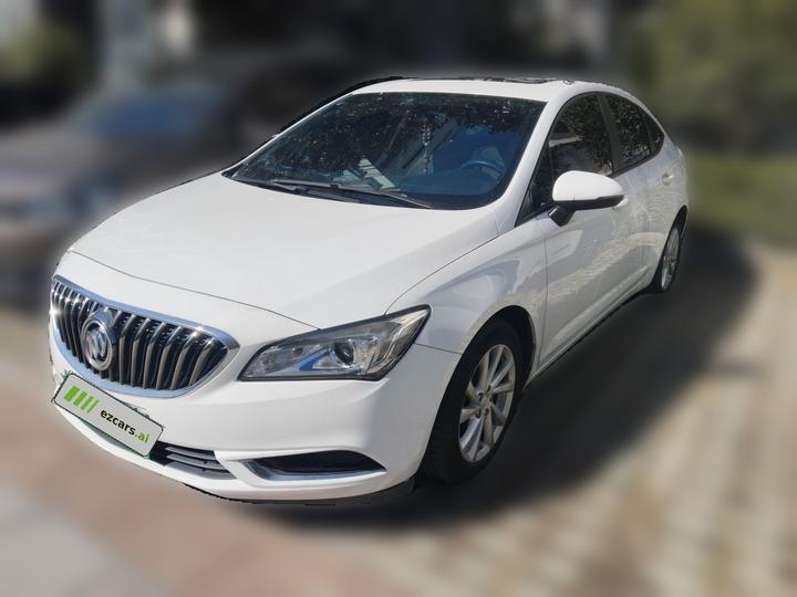 Verano 2015 Sedan 15S AT Leading