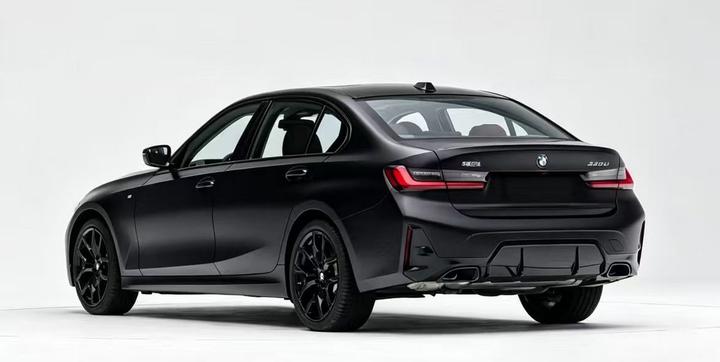3 Series 2026 330Li photo 4
