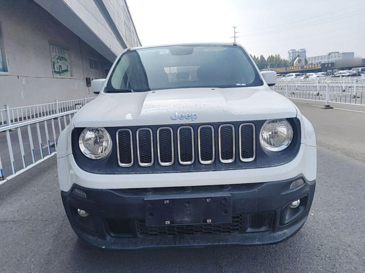 Renegade 2016 1.4T AT photo 2