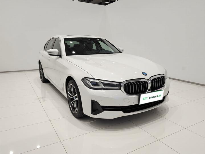 5 Series 2022 530Li Leading Luxury photo 3