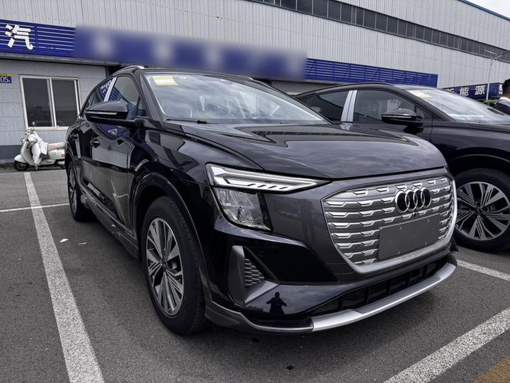 Q5 e-tron 2023 40 e-tron photo 4