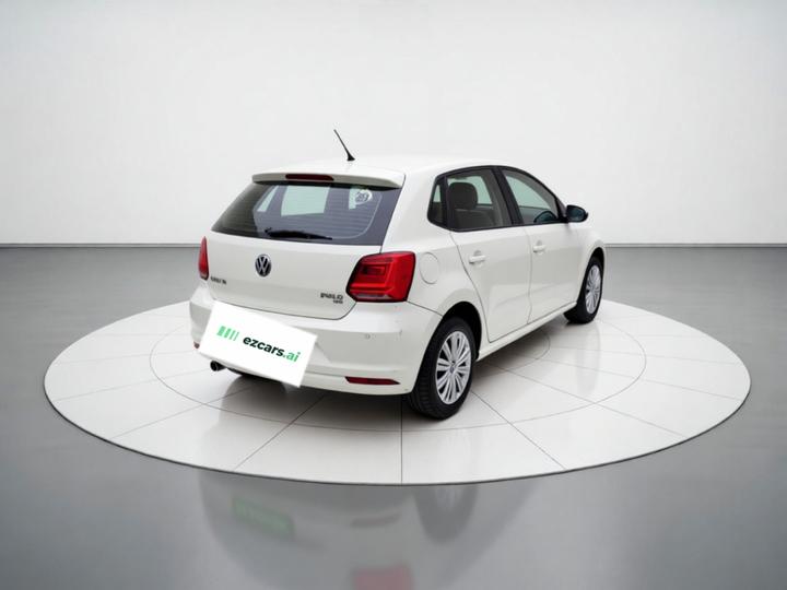 Polo 2016 1.6L AT Comfort photo 6