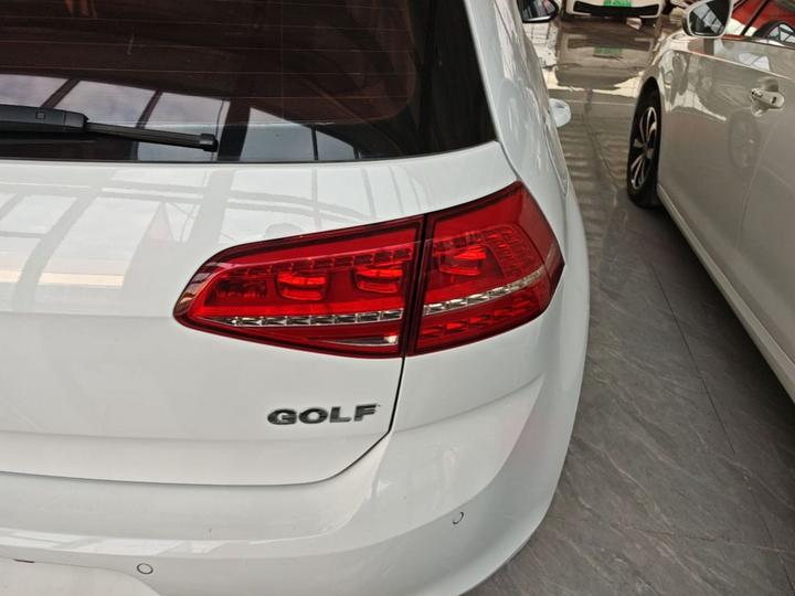 Golf 2016 1.6L AT Comfort photo 7