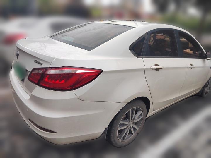 Eado 2016 1.6L MT photo 5