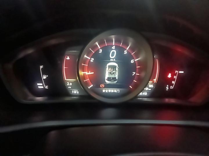 V40 2018 T3 photo 7