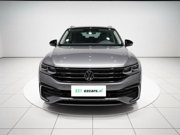 Tiguan X 2021 330TSI RWD Flagship photo 2