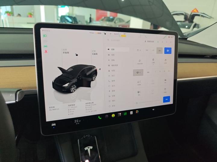 Model Y 2022 Facelift RWD photo 8