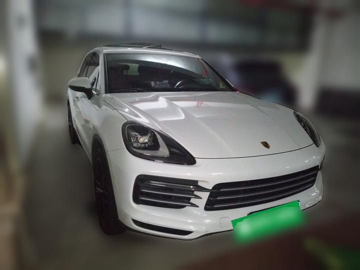2019 Cayenne 3.0T photo 3