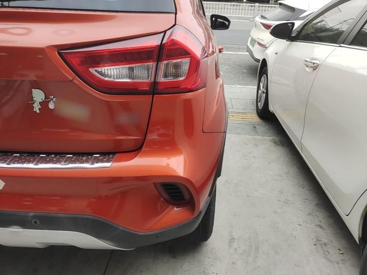 Vision X3 2017 1.5L AT Elite photo 7