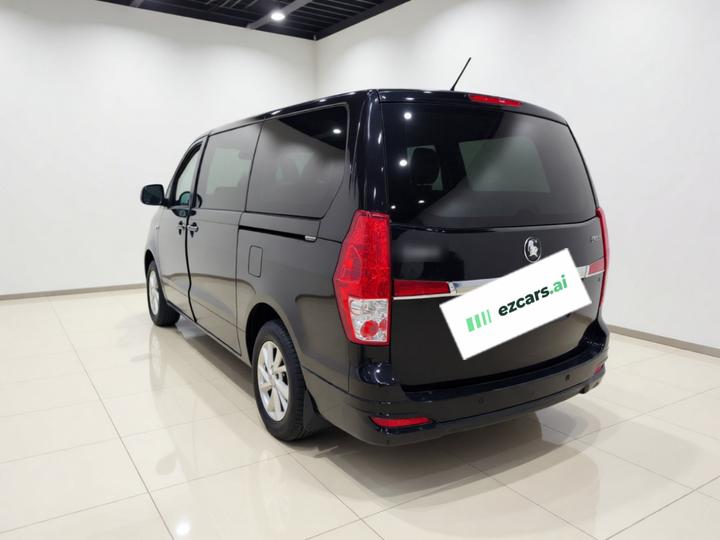 Lingzhi PLUS 2024 1.5T MT Luxury 7-Seater photo 4