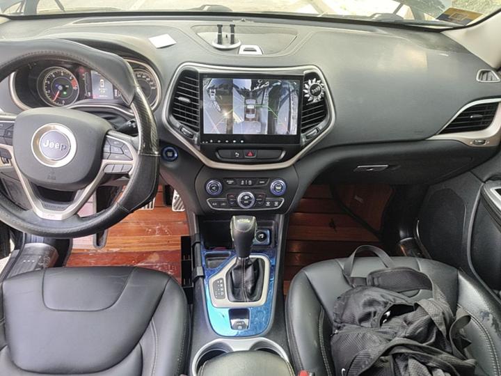 Cherokee 2016 2.4L Leading photo 7