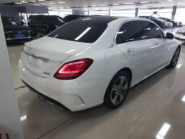 C-Class 2021 C 260 L Sport photo 4