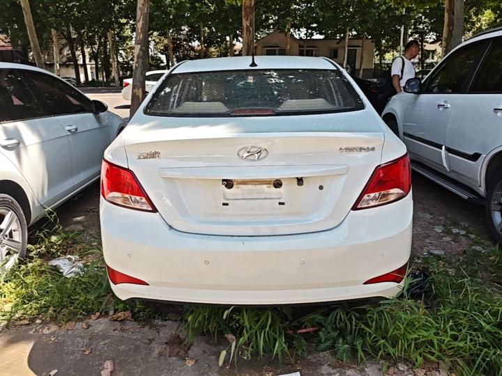 Verna 2014 1.4L MT Smart GLS photo 3